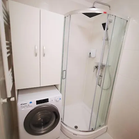 Paladis Prime - Free Parking *